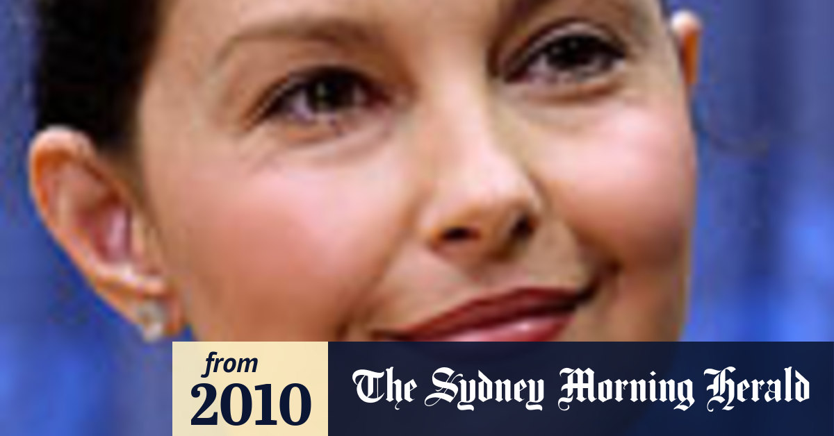 Ashley Judd to release memoir at age 41